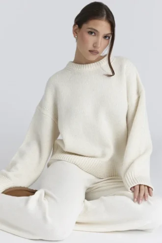 Bear Ivory Wool Chunky Knit Sweater